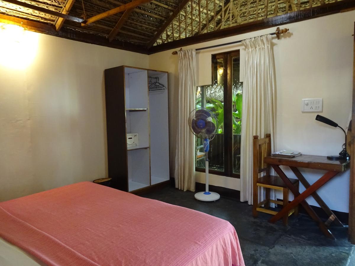 Agonda White Sand Hotel Exterior photo